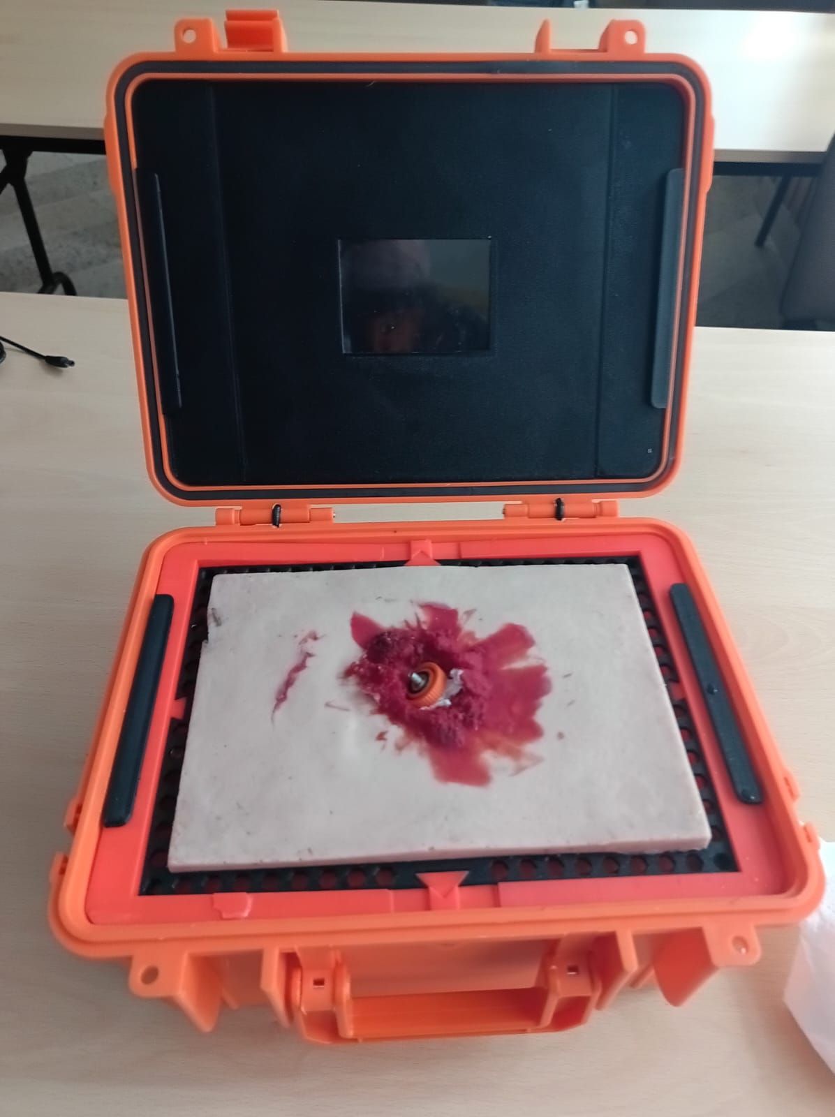 Prototyp trenażera do kontroli krwotoków Grupy Ratowniczej NEXUS